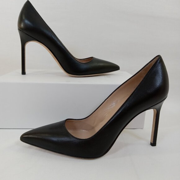 Manolo Blahnik Black Leather Pointed Toe Pumps Heels - Picture 2 of 16